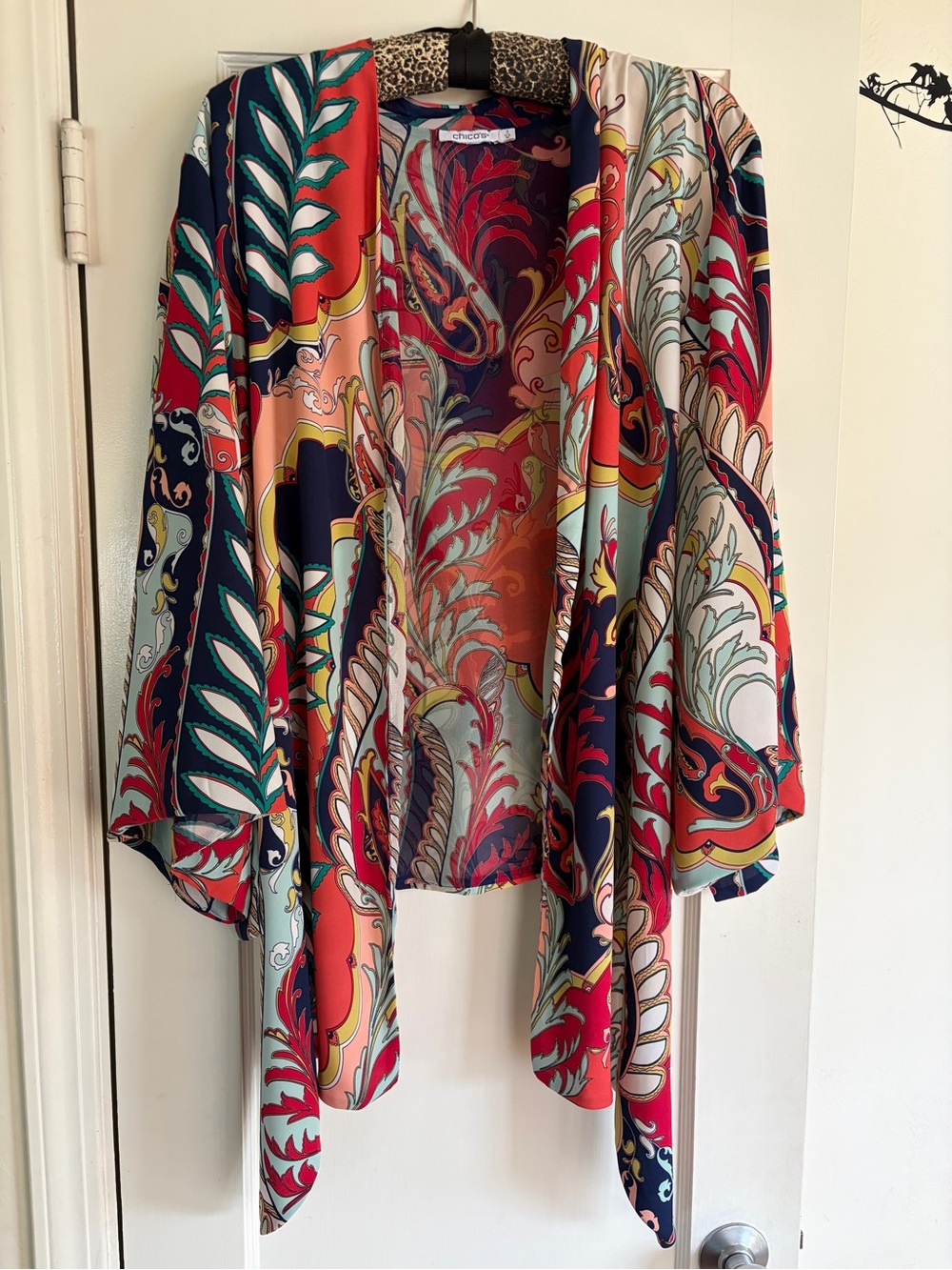 Beautiful Chico’s kimono style top